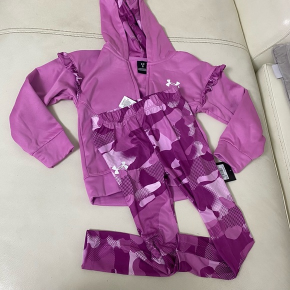 Under Armour Other - Under Armour pink camouflage cute legging warm set 7235